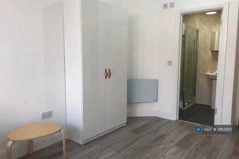 undefined, Goodmayes Lane, Ilford, IG3