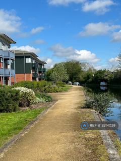 2 bedroom flat to rent, Wraysbury Drive, West Drayton, UB7