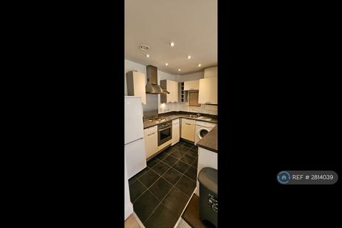 2 bedroom flat to rent, Wraysbury Drive, West Drayton, UB7