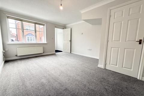 3 bedroom semi-detached house to rent, Burghley Drive, Ingleby Barwick