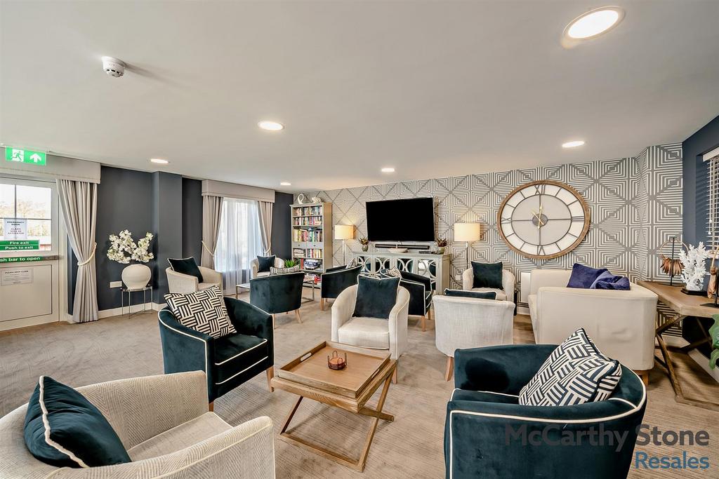 Homeowners Lounge
