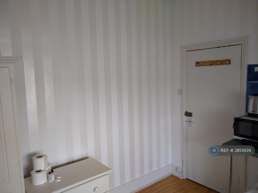 Room 7
