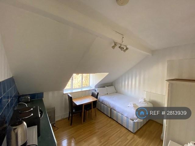 Room 7
