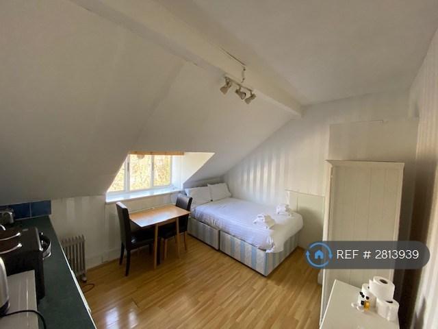 Room 7