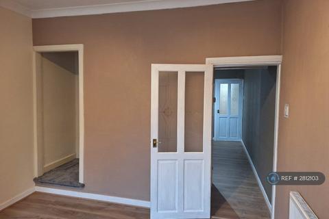 2 bedroom terraced house to rent, Fenpark Road, Stoke-On-Trent, ST4
