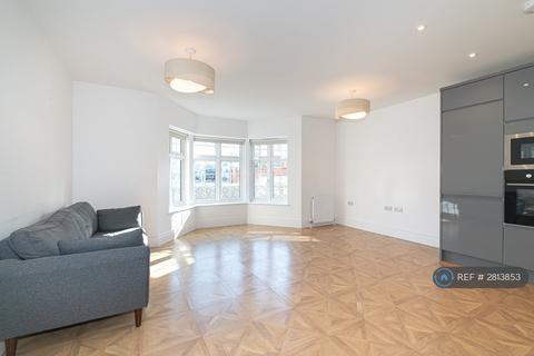 undefined, Dukes Avenue, New Malden, KT3