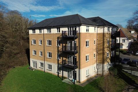 Renfields, Henry House, RH16