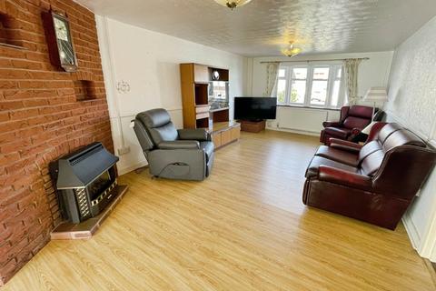 3 bedroom detached house for sale, Park Farm Road, Birmingham, B43