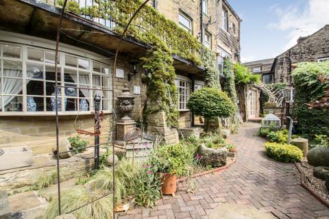 2 bedroom mews for sale, Upper Green, Baildon, Shipley