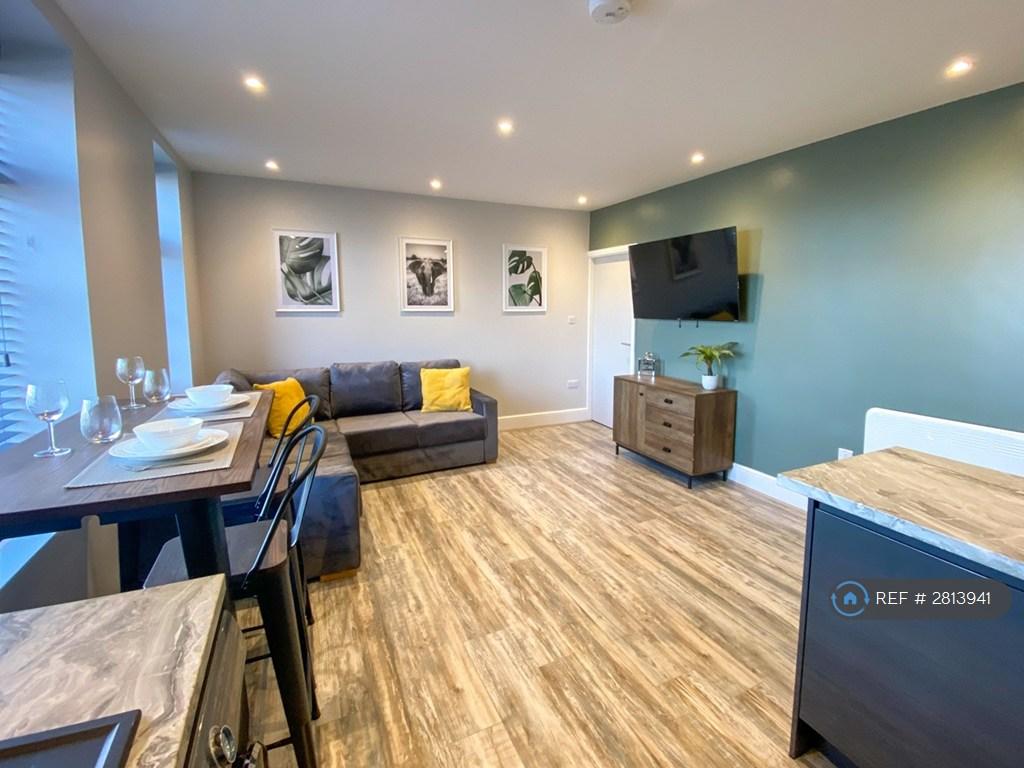 Living Area 3