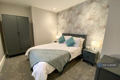 2 bedroom flat to rent, Shrewsbury Road, Sheffield, S2