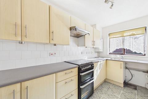2 bedroom terraced house for sale, Fishers Court, Horsham RH12