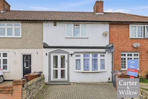 3 bedroom terraced house for sale, Porters Avenue, Essex