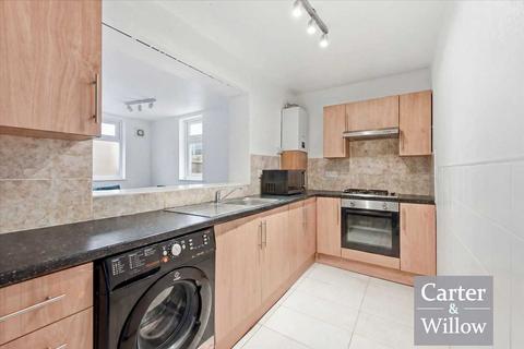 3 bedroom terraced house for sale, Porters Avenue, Essex