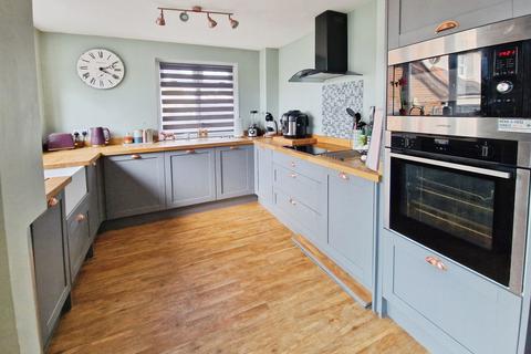 3 bedroom semi-detached house for sale, Hurst Point View, Totland Bay, Isle of Wight
