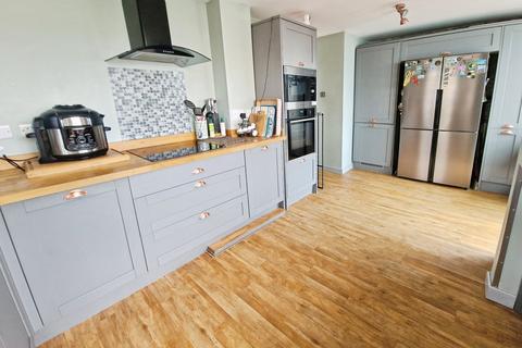 3 bedroom semi-detached house for sale, Hurst Point View, Totland Bay, Isle of Wight