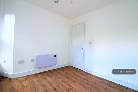 undefined, King Street, Luton, LU1
