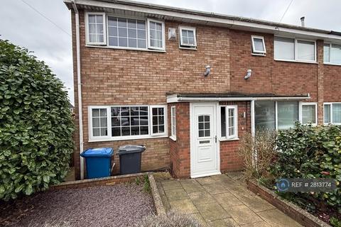 3 bedroom end of terrace house to rent, Manor Rise, Burntwood, WS7