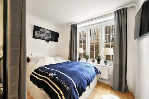 1 bedroom flat for sale, Hillsborough Court, Mortimer Crescent, London, NW6