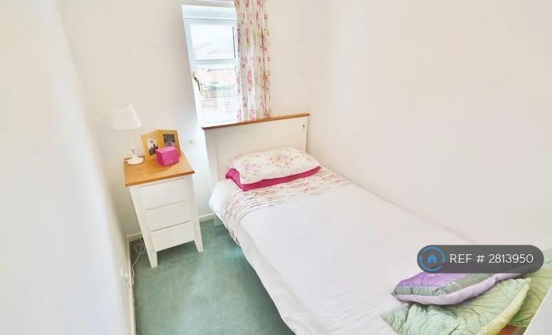 Small Bedroom