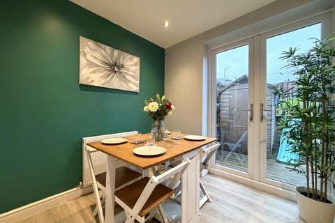 undefined, Prospect Gardens, Bradford BD13