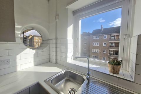 undefined, Thornwood Drive, Glasgow, G11