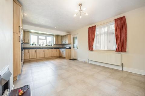 2 bedroom detached house for sale, Oving Road, Chichester