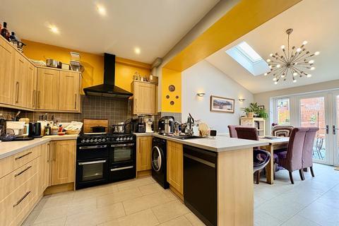 2 bedroom terraced house for sale, Marsh Road, Little Lever, Bolton, BL3