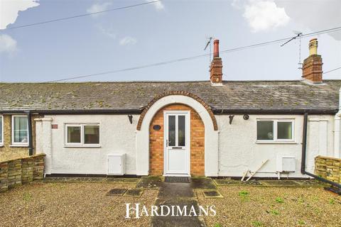 2 bedroom terraced bungalow for sale, Oulton Street, Oulton, Lowestoft