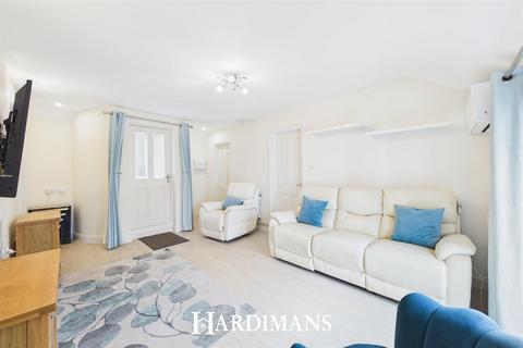 2 bedroom terraced bungalow for sale, Oulton Street, Oulton, Lowestoft
