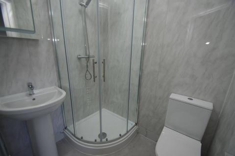 2 bedroom flat to rent, Gladstone Road WD17, Watford, WD17