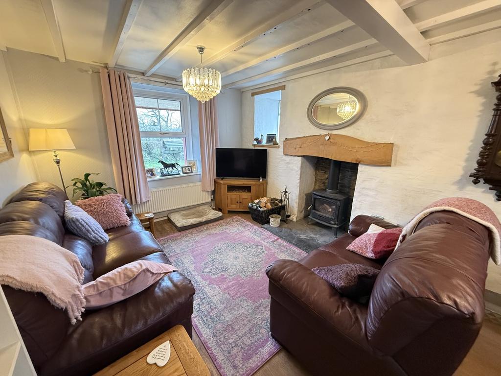 Front Lounge/Dining Room