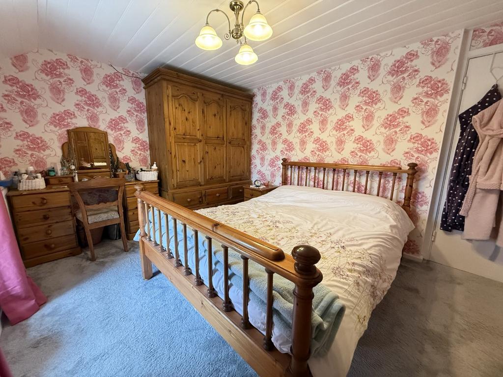 Double Bedroom 1