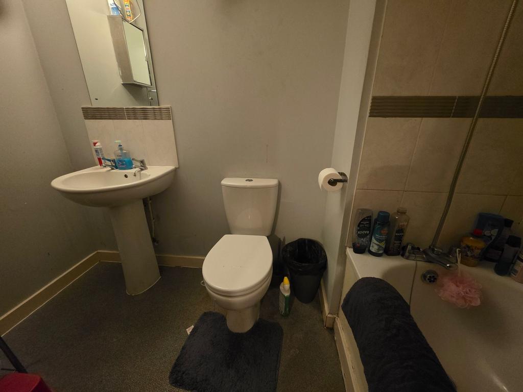 Family bathroom