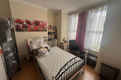 undefined, Gladstone Avenue, London,