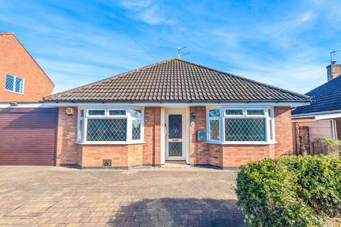 2 bedroom bungalow for sale, Bath Road, Worcester WR5