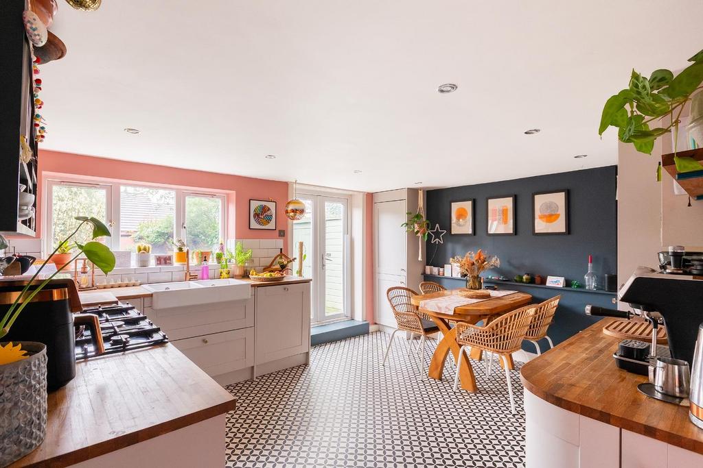 1 F8 STN - Kitchen Diner F.jpg