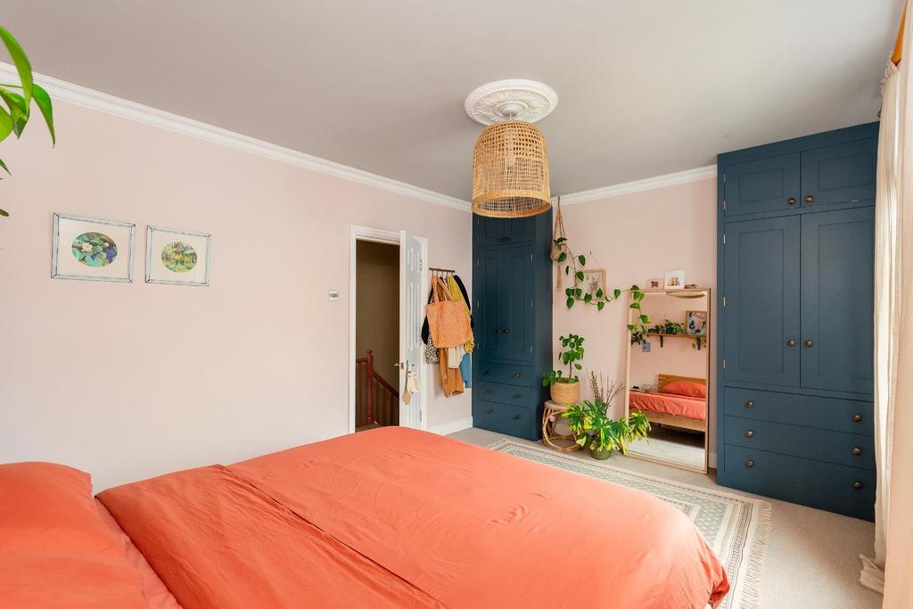 1 F8 STN - Bedroom A.jpg