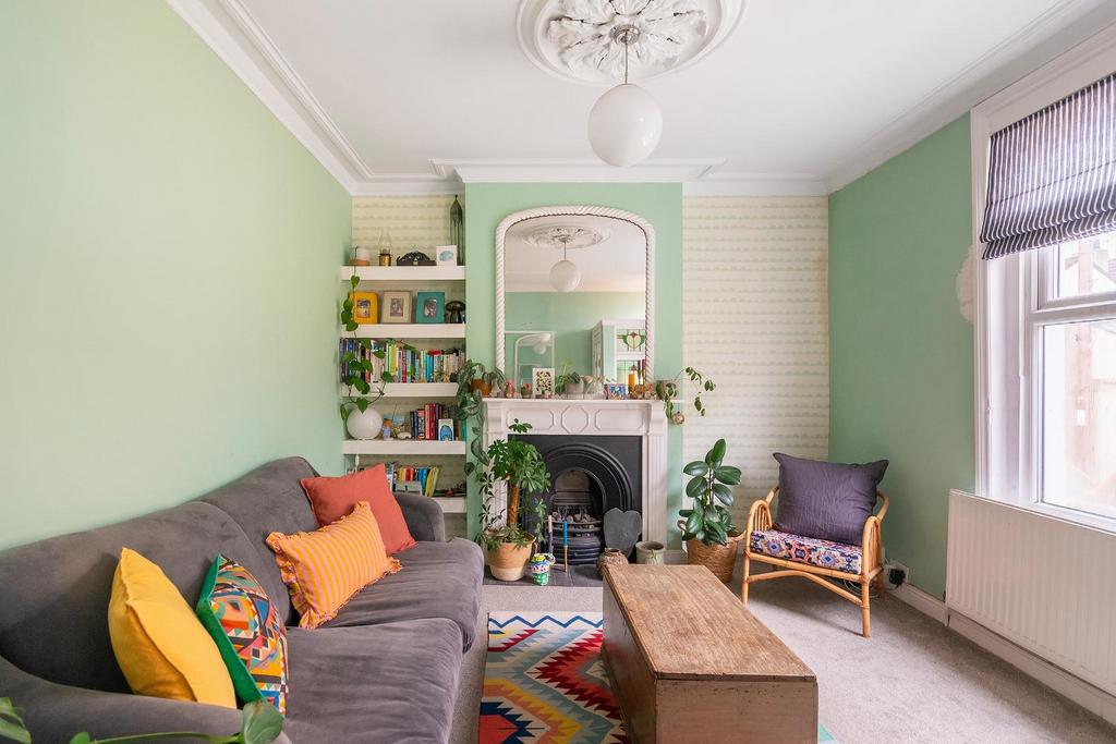 1 F8 STN - Living Room B.jpg