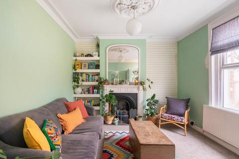 3 bedroom terraced house for sale, Firfield Street, Totterdown