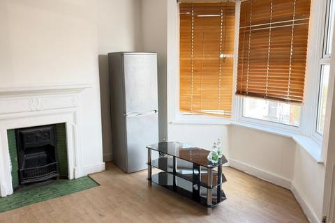4 bedroom terraced house for sale, London, SW17