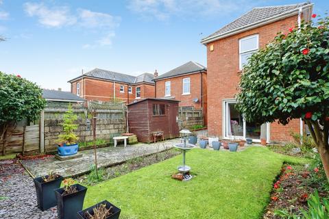 4 bedroom detached house for sale, Abinger Road, Bournemouth