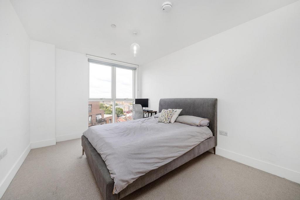 Bedroom 2.JPG
