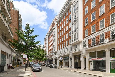 3 bedroom flat for sale, Berkeley Court, Glentworth Street, Marylebone NW1