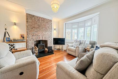 undefined, Glenluce Road, Liverpool, L19