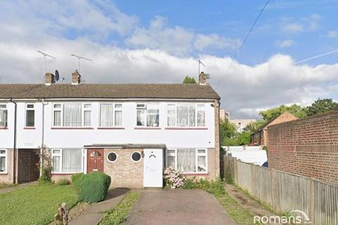 undefined, Singret Place, High Street, Cowley, UB8