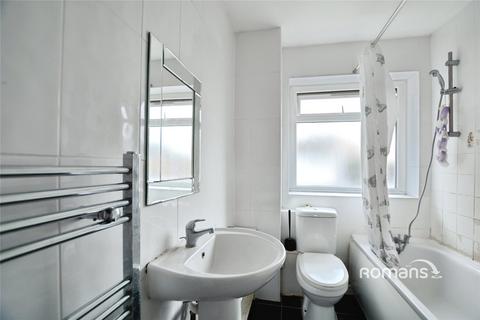 undefined, Singret Place, High Street, Cowley, UB8