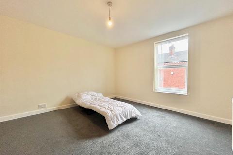 2 bedroom terraced house for sale, Henry Street, Tyldesley, Manchester