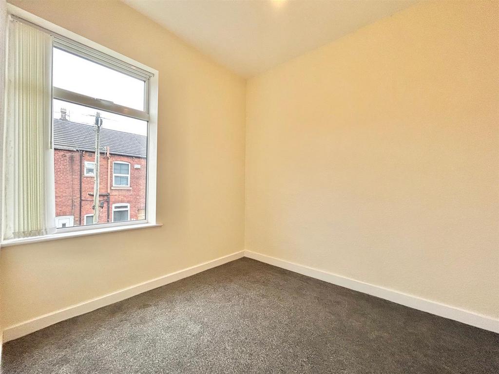 Bedroom 2.jpg