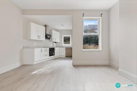 3 bedroom end of terrace house for sale, Warner Road, Hillsborough, Sheffield, S6 4FU